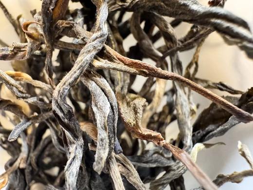 2025春  小雅·鹿鸣  生普洱 马鹿寨 人迹罕至 香雅味甜 性价比 500克/盒 商品图3