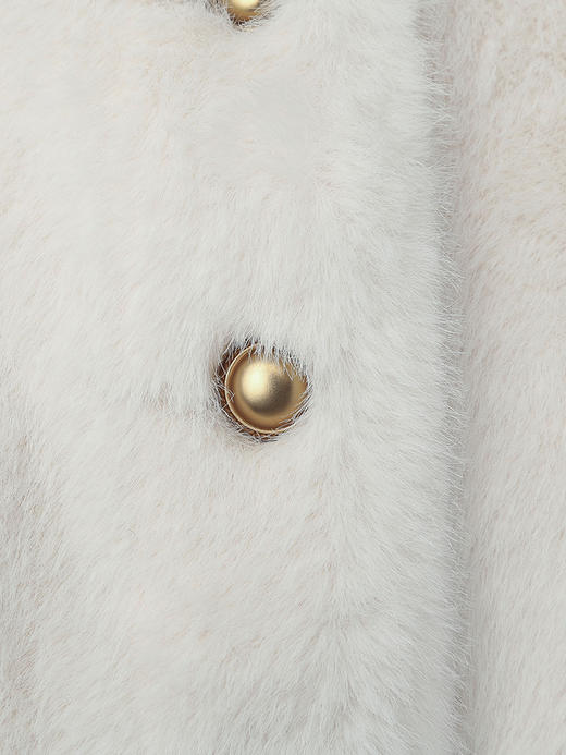 奶白色毛绒感短款圆领外套 金属纽扣双口袋修身显瘦秋冬温柔气质名媛风百搭上衣 商品图3