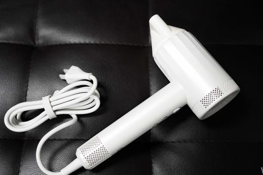 京东自营惠寻11万转等离子吹风机1600W高功率增压护发吹风机 商品图8