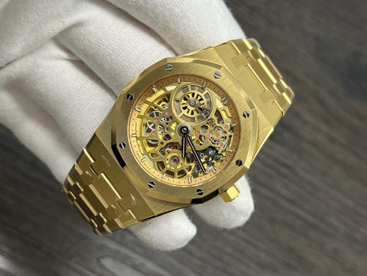 ZF.factory新作—AP爱彼皇家橡树系列16024—腕间的机械诗篇，奢华与工艺的共鸣！
【壳套】高辨识度的八角形39MM表壳，采用先进的CNC数控加工技术对精钢原料进行初步切割与塑形❗️❗️❗️ 商品图7