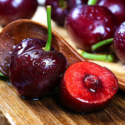 智利车厘子  圆润饱满 色泽亮丽 果肉细腻 味甜多汁 商品图2