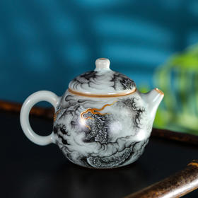 问鼎鼎峰系列天青龙胆壶（墨彩龙纹）