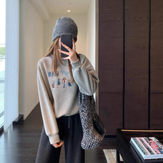 时髦减龄！加绒圆领卡通刺绣正肩卫衣外套女上衣2026冬新款！ 商品图1