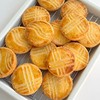 【甜久荟 法式布列塔尼酥饼 （原味9个独立包装+新年装饰）】与可丽饼并称法国布列塔尼的二大“名饼“ 追求超酥松的口感和漂亮的蕾丝边 百年法国宫廷名点  金色表皮酥香可口 人气超高的常温伴手礼和日常点心 商品缩略图0
