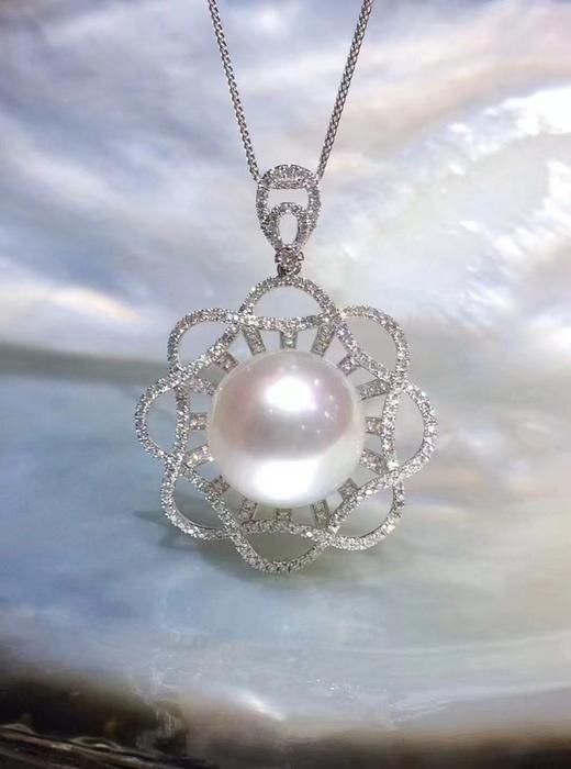 【私席真珠·新年盛宴】18K金镶钻白珍珠吊坠，15-16mm珠（孤品） 商品图0