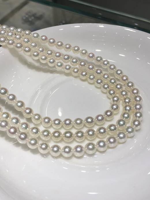 【私席真珠·新年盛宴】极光小灯泡5-5.5mmAkoya珍珠项链 ，近圆，有小小酒窝，珠光亮，链长约43cm，配18k金延长扣（带真科研Rose大证书） 商品图1