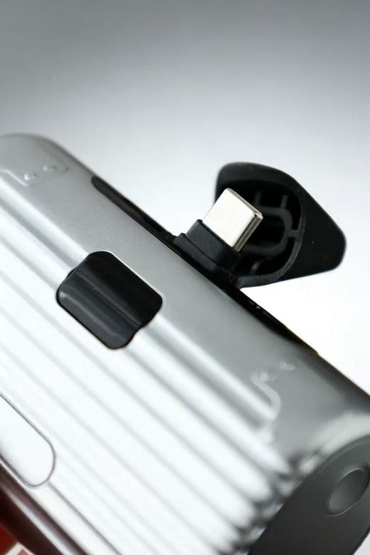 猫太推荐---新款22.5W超级快充口袋胶囊双头尾插10000毫安移动电源小巧便携应急充 商品图4