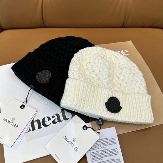 秋冬特惠💰160 高版本蒙口帽子 非常柔软亲肤，弹性很好 有质感又非常百搭的款式~保暖的 羊绒毛线帽，均码有弹性~男女通用，任何头围都可以佩戴.质量超好真心推荐 商品图0