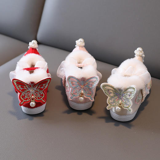 苏城纪【翘头蝴蝶】女童汉服鞋子冬季加绒翘头绣花棉鞋15M-6：新中式的年服怎么能少的了国风鞋子呢~ 苏城纪国风鞋也太会了！直接美到脚指头🦋  商品图3