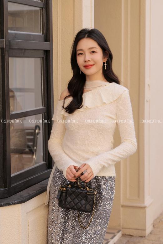 【门店同款】ENJOY春季“柔光芳序”薄雾月光飘带上衣 169150186 商品图2