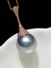 【私席真珠·新年盛宴】18K金镶钻灰珍珠吊坠，14-15mm珠 商品缩略图1