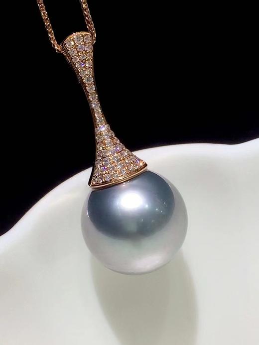 【私席真珠·新年盛宴】18K金镶钻灰珍珠吊坠，14-15mm珠 商品图1