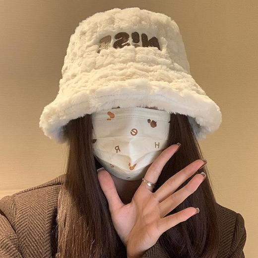 新款毛绒女帽秋冬百搭日系氛围感学生保暖防寒东北毛绒盆帽 商品图4