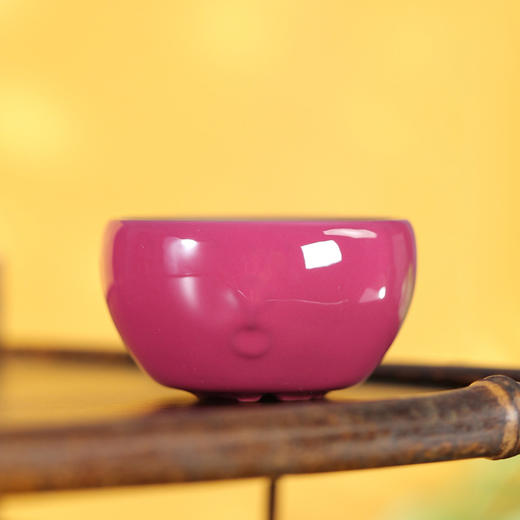 问鼎哥窑传世哥窑乙巳战鼓杯（胭脂红） 商品图2