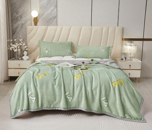 加厚牛奶绒云毯 商品图2