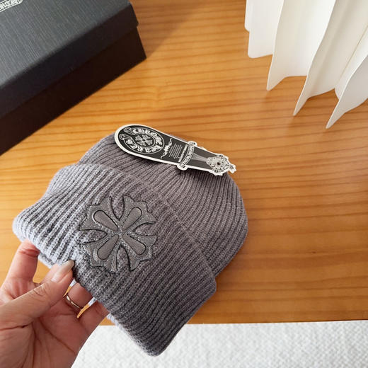 秋冬特惠💰150 克罗心秋冬款羊毛针织毛线帽 商品图3