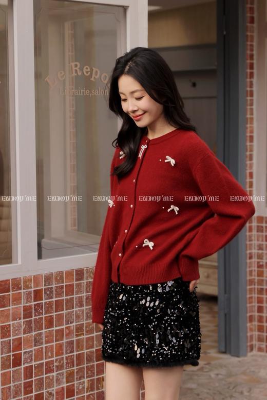 【门店同款】ENJOY冬季“暖冬软糖”蝴蝶结珍珠扣针织上衣 169193451 商品图3