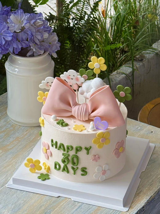 女孩满月蛋糕 商品图1