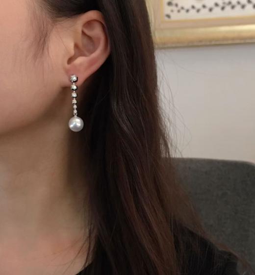 【私席真珠·新年盛宴】18k金镶钻澳白珍珠耳针10-11mm 圆 商品图3