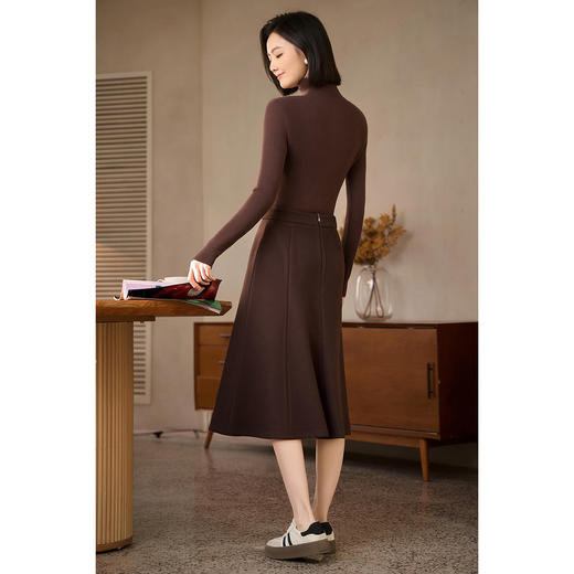 醋酸羊毛鱼尾裙 绒感锁温 定烫不易变形 米思阳2026春新款优雅高腰显瘦中长款半身裙女5694 商品图4