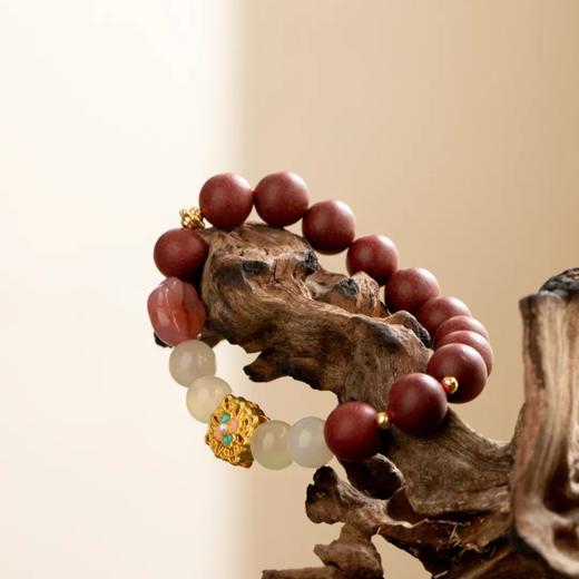 上新了故宫·衣袖生香系列合香珠，举手飘香，风雅极了！既是美物，亦是“腕间香水”！【赠送马年纸雕画已送完】【G】 商品图1