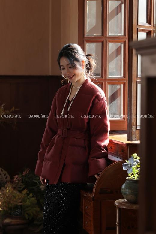 【门店同款】ENJOY冬季“烟火漫春”V领收腰羽绒服 168996024 商品图6