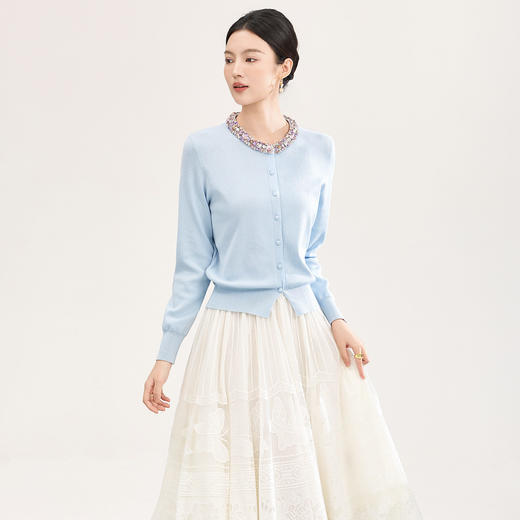 「高货wl」全新升级【铂金会员220/天猫289/差价69】(02357)洛诗琳镶钻天丝坑条针织开衫2026早春气质高弹短款上衣女 商品图0