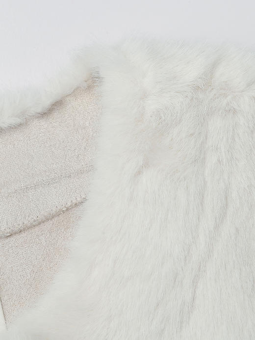 奶白色毛绒感短款圆领外套 金属纽扣双口袋修身显瘦秋冬温柔气质名媛风百搭上衣 商品图2