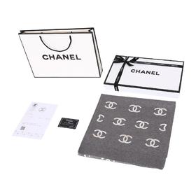 香奈儿字母灰保暖围巾