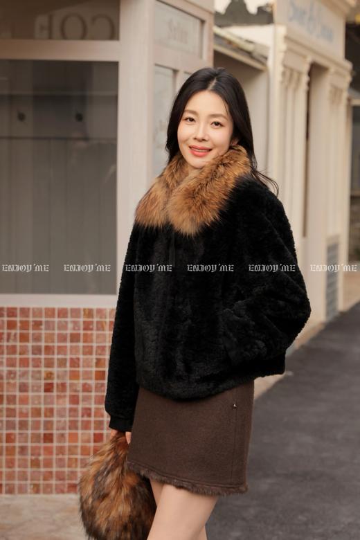 【门店同款】ENJOY冬季“暖冬软糖”拉链款毛外套 169148887 商品图3