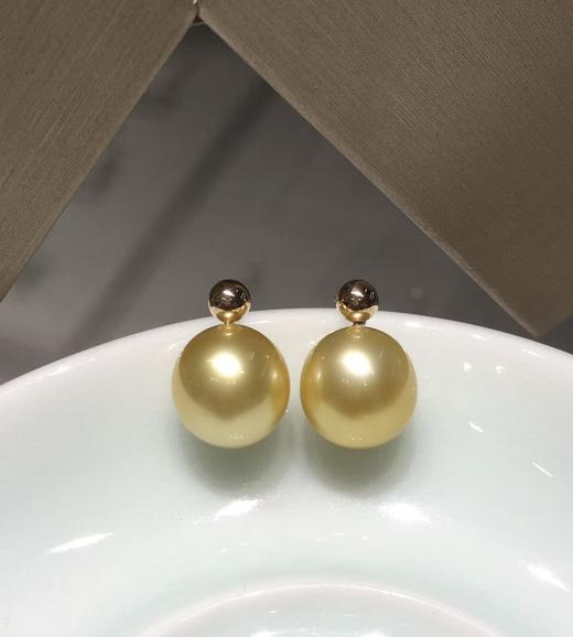 【私席真珠·新年盛宴】18k金镶南洋金珍珠耳针 9-10mm 椭圆 商品图0