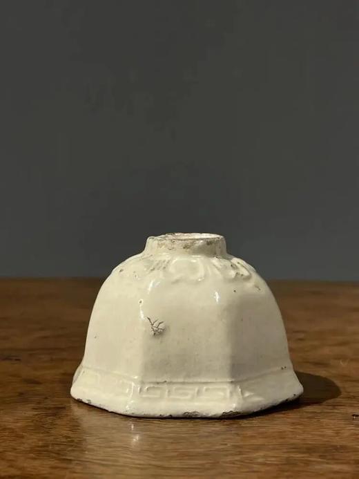 磁州窑白釉印花莲瓣纹八方杯，顺丰包邮 商品图4