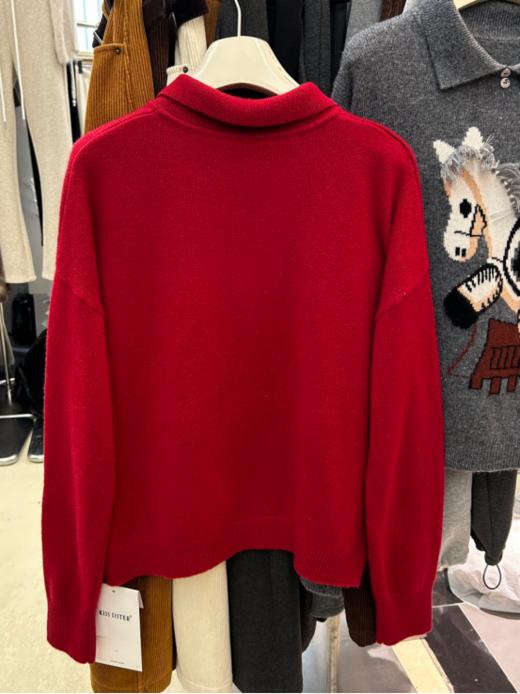 🥰【元气小马重工刺绣新年款POL0领羊毛衫8528】一眼爱上的重工毛衣针织衫！💖很适合节日的一款红色毛衣呀🥳拿在手里都感觉节日氛围感满满~喜气洋洋的 商品图4