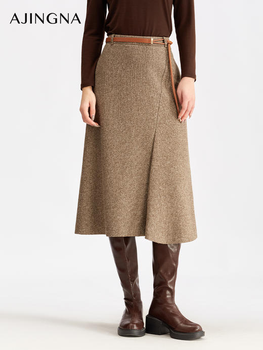 【商场同款】阿菁娜新款松弛感半身裙斜线分割高腰设计面料垂顺通勤简约氛围单品A31C113003 商品图4