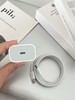 【京东自营35W~原装17专用快充套盒】 该充电器支持苹果 15、16，17，通用快充，同时兼容 C 口苹果平板或安卓手机。 原装充电器，充电不伤机，不掉电池，不发烫 商品缩略图2