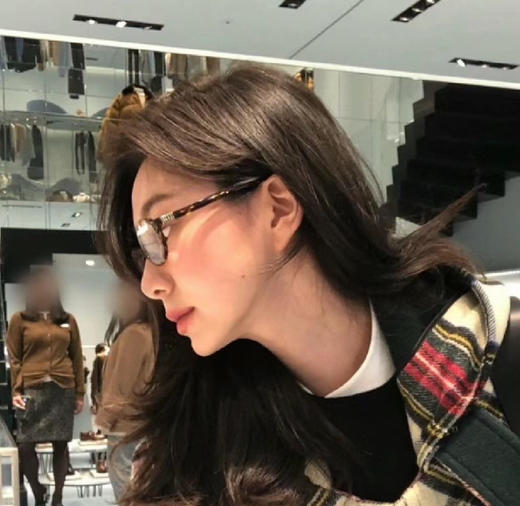 miu书呆子黑框眼镜镜框 商品图10