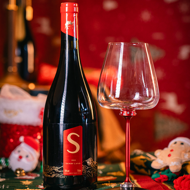 【大美新疆·S半甜红葡萄酒】疯抢中！！买6瓶装送3个新年手提礼袋口感柔顺更好喝 13%vol 750ml/瓶/送海马刀