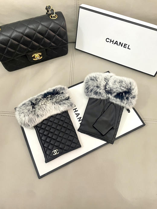 秋冬特惠💰240 香奈儿女士新款高档毛呢短款手套选用进口小羊皮 商品图4