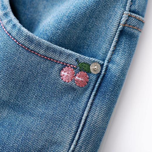 「高货wl」全新升级【铂金会员275/天猫369/差价94】(00903)洛诗琳气质四面弹超模裤2026春季新款樱桃刺绣微喇牛仔裤 商品图3