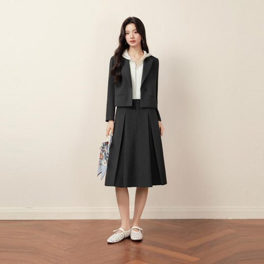 【商场同款】诗凡黎立体压褶半身裙25秋新款显瘦裙子女3G8341421 商品图1