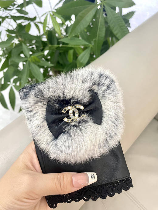 秋冬特惠💰240 香奈儿女士新款高档毛呢短款手套选用进口小羊皮 商品图5