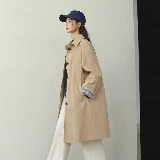 【严选】诗凡黎韩系格纹翻边通勤风衣2026春新款复古感翻领经典浅卡其外套7H1260171 商品图2