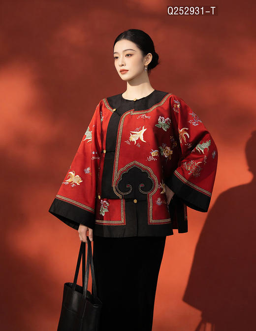 Q252931-T外套。 商品图0