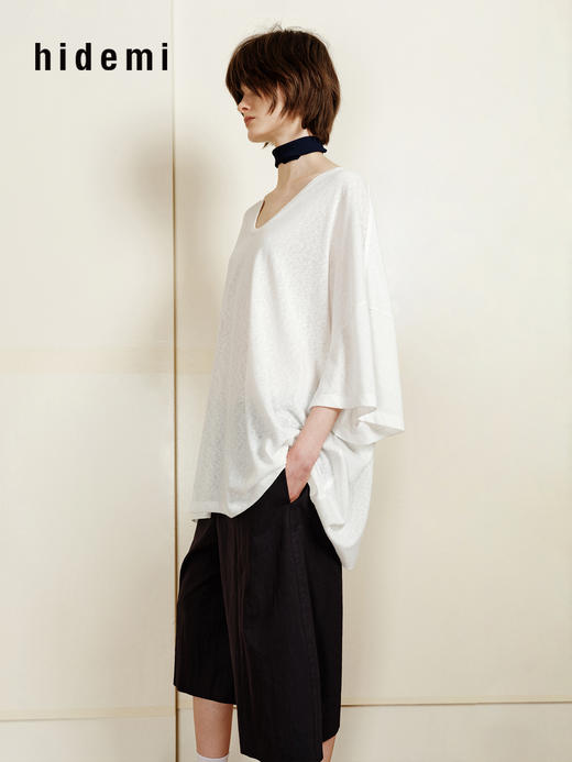 hidemi副线小h 简约U领松弛宽松T恤上衣 商品图7