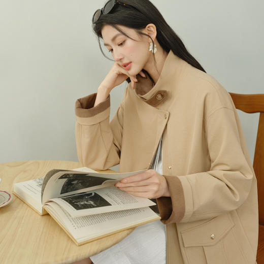【严选】诗凡黎巴恩风灯芯绒翻领风衣2026春新款经典一手长宽松夹克外套女7H1260231 商品图4