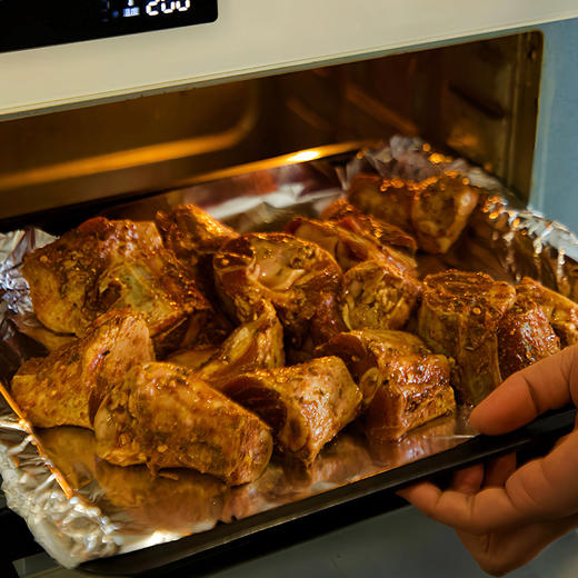 【冬季进补暖身就选它  红烧一锅全家抢着吃】羔羊前腿肉  精选黄金月龄羔羊  0激素0抗生素  肉厚香嫩没膻味  炖、烤、红烧都好吃~ 商品图5