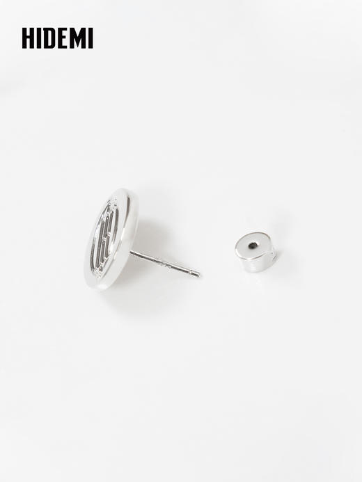 HIDEMI 限定logo系列镀银色简约高级感耳钉 商品图2