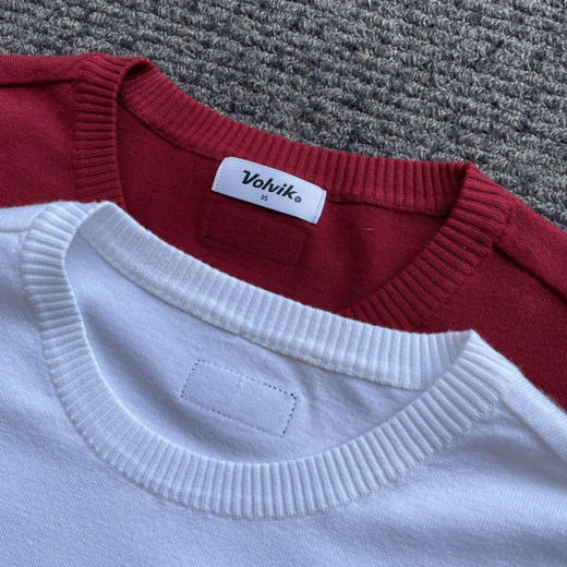 韩单正品 VolViK男士高尔夫针织衫  毛衫 春秋款
只有红色100码，胸围102
数量不多 商品图2