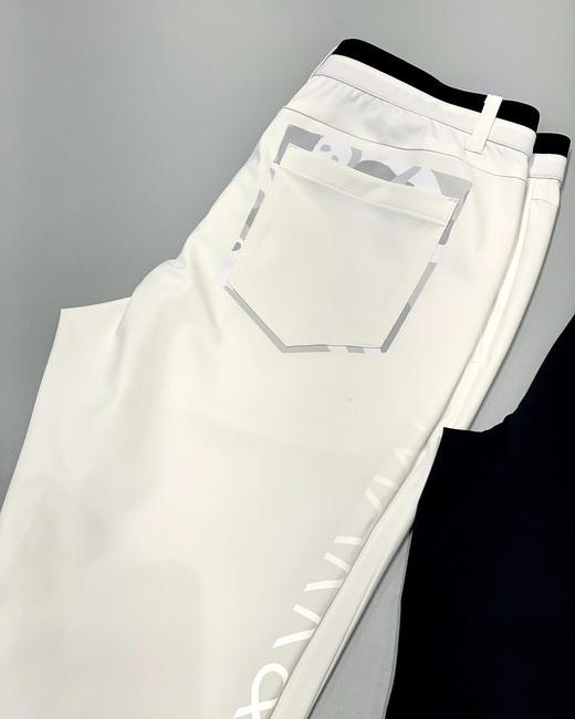 新款男士长裤来了！完全不挑腿型的神裤版型！防水弹力科技面料，新款面料厚薄适中，恰到好处的回弹性，没有任何束缚感！ 商品图1