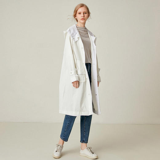 Famecoco范可儿白色风衣外套女春秋休闲连帽中长款大衣F195AA100 商品图1